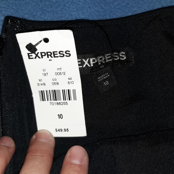 skirt - Picture 2 of 2